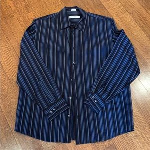 Calvin Klein men’s button-down dress shirt